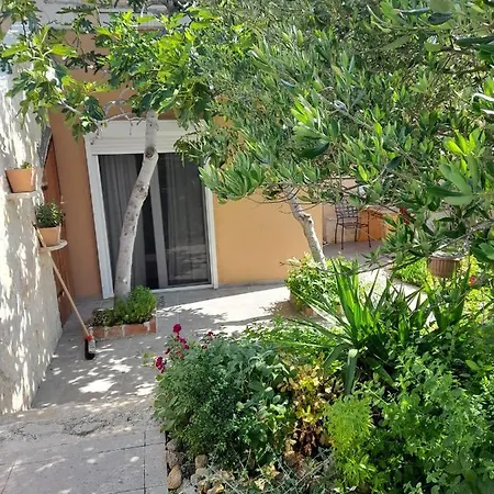 Apartman T And T
